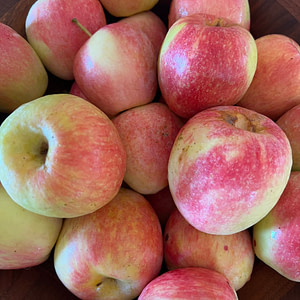 Organic Apples (1kg)